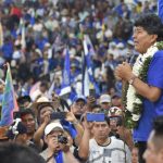 El expresidente de Bolivia Evo Morales (2006-2019) inauguró una reunión con sectores del gubernamental Movimiento al Socialismo (MAS) que le son leales y que advirtieron con bloquear carreteras para hacer "respetar" su candidatura a las elecciones generales de 2025. EF