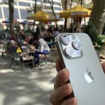 Apple lanza este viernes sus nuevos modelos de iPhone, los número 16, que se caracterizan por tener un nuevo botón de "cámara" y por haber sido diseñado para potenciar Apple Intelligence -la inteligencia artificial (IA) de la compañía-, nueva tecnología que aún no está disponible. EFE