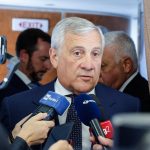 ntonio Tajani, como representante de turno del G7, se expresó la "profunda preocupación por la situación en Venezuela, tras la votación del 28 de julio" y se .enfatizó que la victoria proclamada por Nicolás Maduro, "carece de credibilidad y legitimidad democrática, como lo indican los informes del Panel de Expertos de la ONU y observadores internacionales independientes, así como los datos publicados por la oposición"
