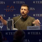 Volodímir Zelenski, trabaja en una hoja de ruta unilateral que aspira a poner fin a la guerra este mismo otoño y lo fía todo a la presión internacional sobre Rusia para lograr la paz en términos aceptables para Kiev.