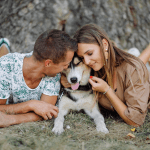 Primerizos con mascota: todo lo que debes saber para cuidar su salud desde el día uno