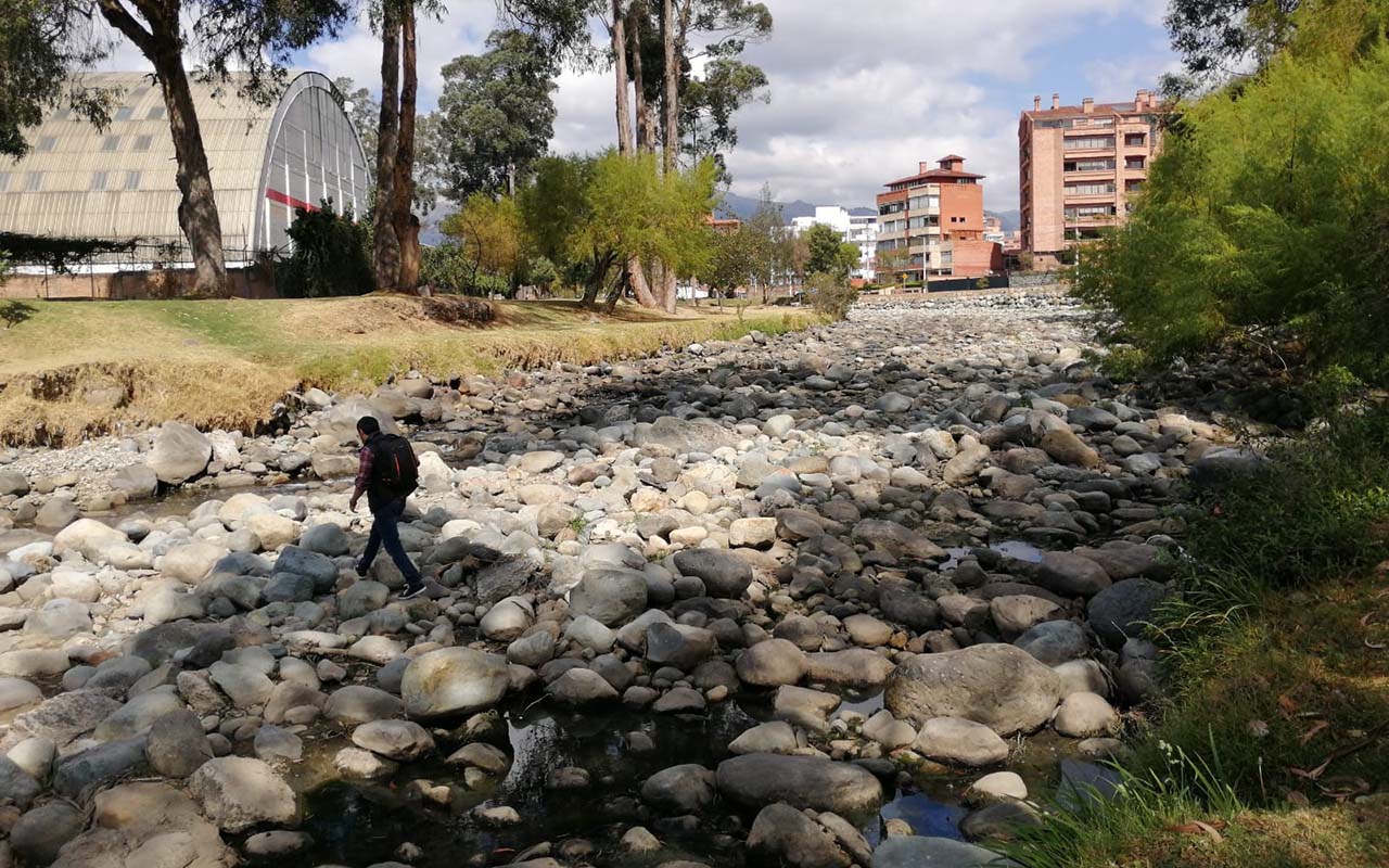 En los ríos de Cuenca se puede observar el grave impacto de la sequía hidrológica y el cambio climático que vive el mundo. /FCS