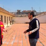 En la terraza del mercado Diez de Agosto, en Cuenca, se tiene previsto colocar paneles solares para generar electricidad.