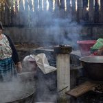 Dos mil millones de mujeres y niñas carecen de acceso a cualquier forma de protección social, una brecha de género que cada vez se hace más grande en la mayoría de las regiones del mundo