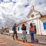 La Feria ArtCue2024 se desarrollará del 1 al 4 de noviembre de 2024, en el Museo Municipal de Arte Moderno.