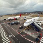 En el aeropuerto de Cuenca se espera brindar el servicio de vuelos directos a Galápagos.