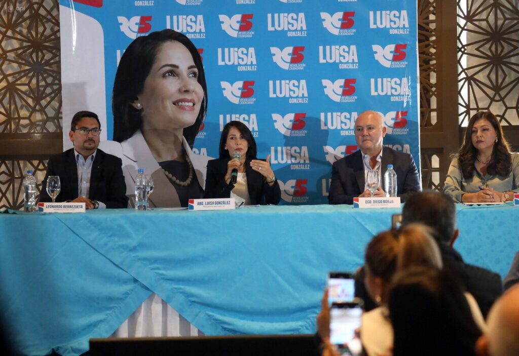 Luisa González, candidata a la Presidencia del Ecuador, presentó un plan para la crisis eléctrica.