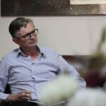 Juan Carlos Vega, ministro de Economía, se refirió a la situación de la economía de Azuay, del gobierno, y además de los impuestos.