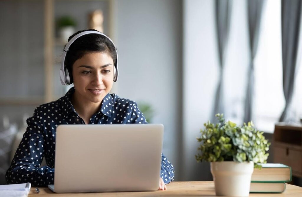 Se podrá obtener un título de tercer nivel en dos años con estudios en modalidad en línea.