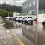 Una fuerte lluvia cayó el martes 5 de noviembre de 2024, en zonas focalizadas de Cuenca, sin embargo, no han mejorado los caudales de los ríos.
