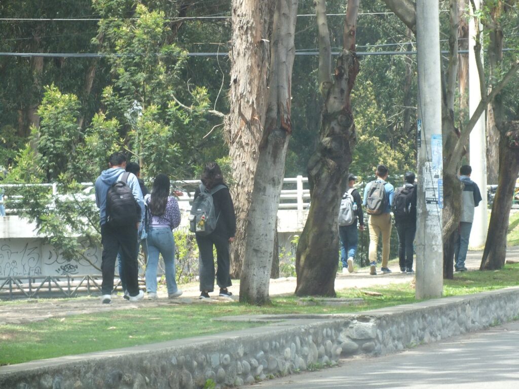 Piden mayor seguridad para estudiantes víctimas de asaltos en la Paseo Tres de Noviembre