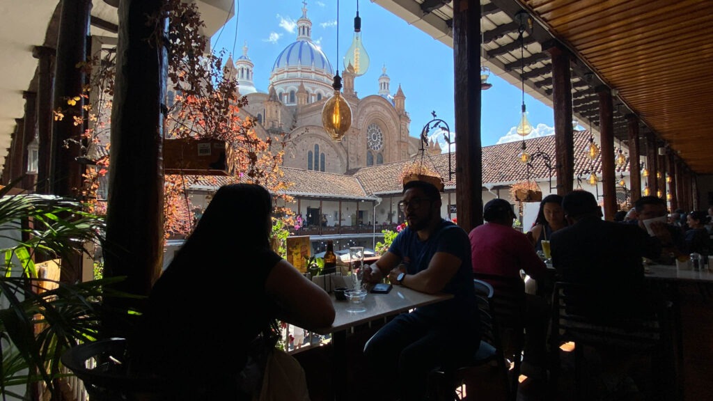 Cuenca se alista para vivir los feriados de Navidad y Año Nuevo.