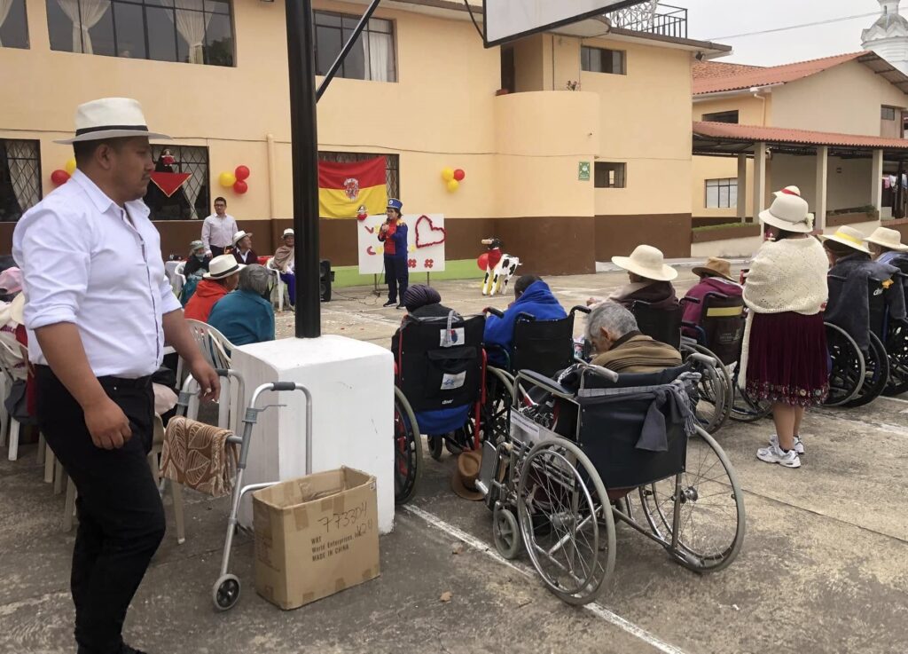 Las actividades se desarrollarán en los patios de la institución ubicada en las calles Simón Bolívar y Coronel Talbot.