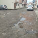 Estado actual de la vía que los vecinos piden que se repare.