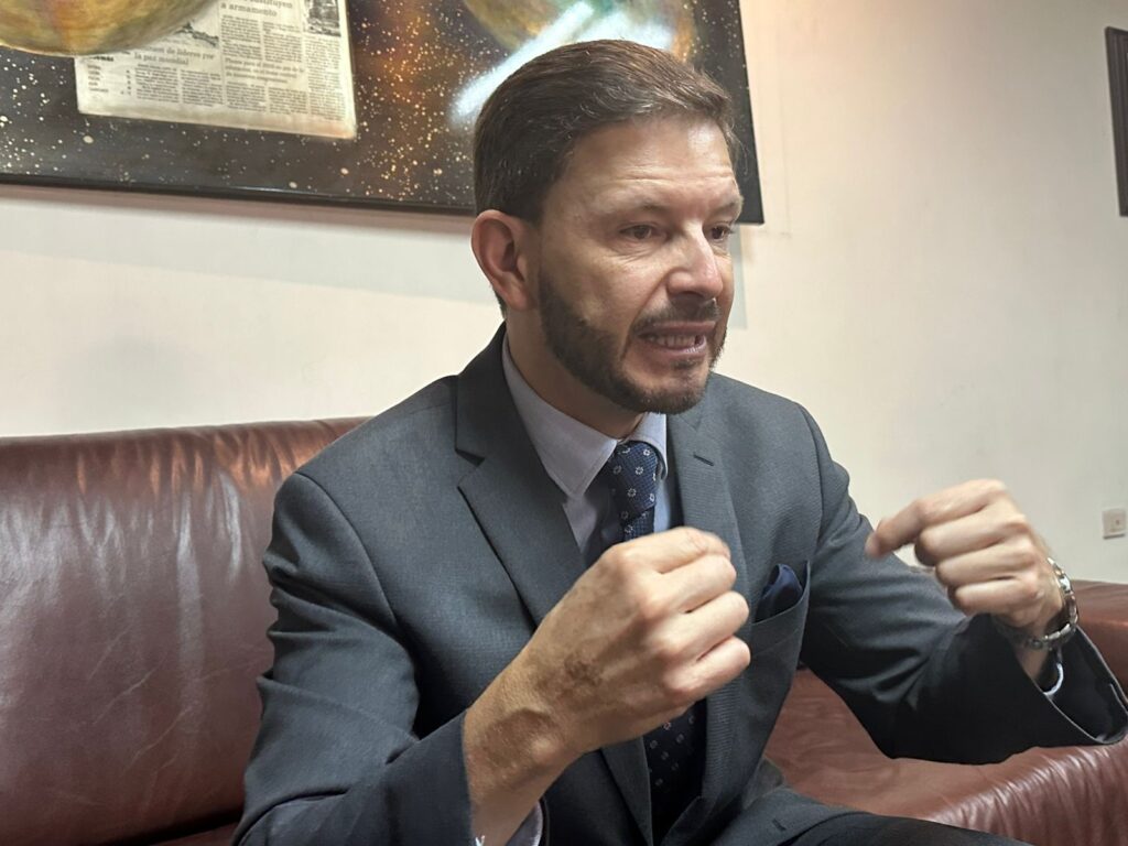 Hugo Palacios, lidera la lista de candidatos a asambleístas de Azuay por Nueva Generación.