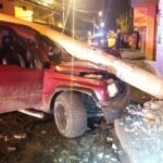 Así terminó el vehículo particular en la calle Paseo Río Machángara, tras el accidente registrado la madrugada del viernes 10 de enero.