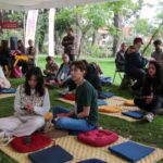 Un grupo de personas participa en el evento “Safe and Sound Cities”, que se inauguró ayer en paralelo al III Foro Mundial de Ciudades Intermedias, en el Parque Lineal de la Primero de Mayo.