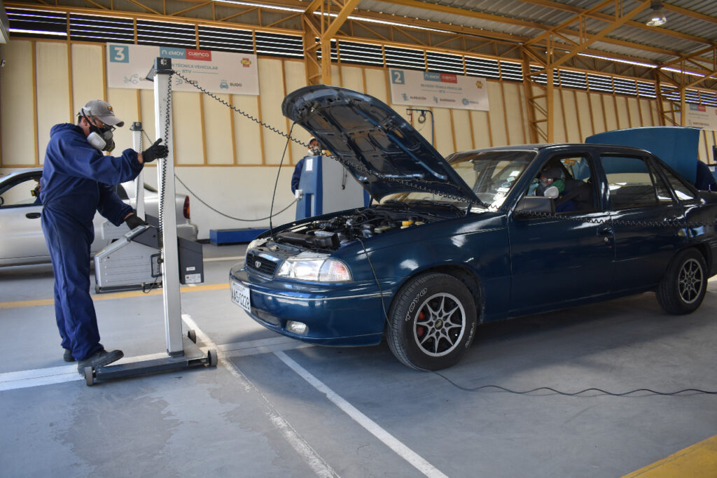 La revisión técnica vehicular es uno de los principales requisitos para la matriculación vehicular.