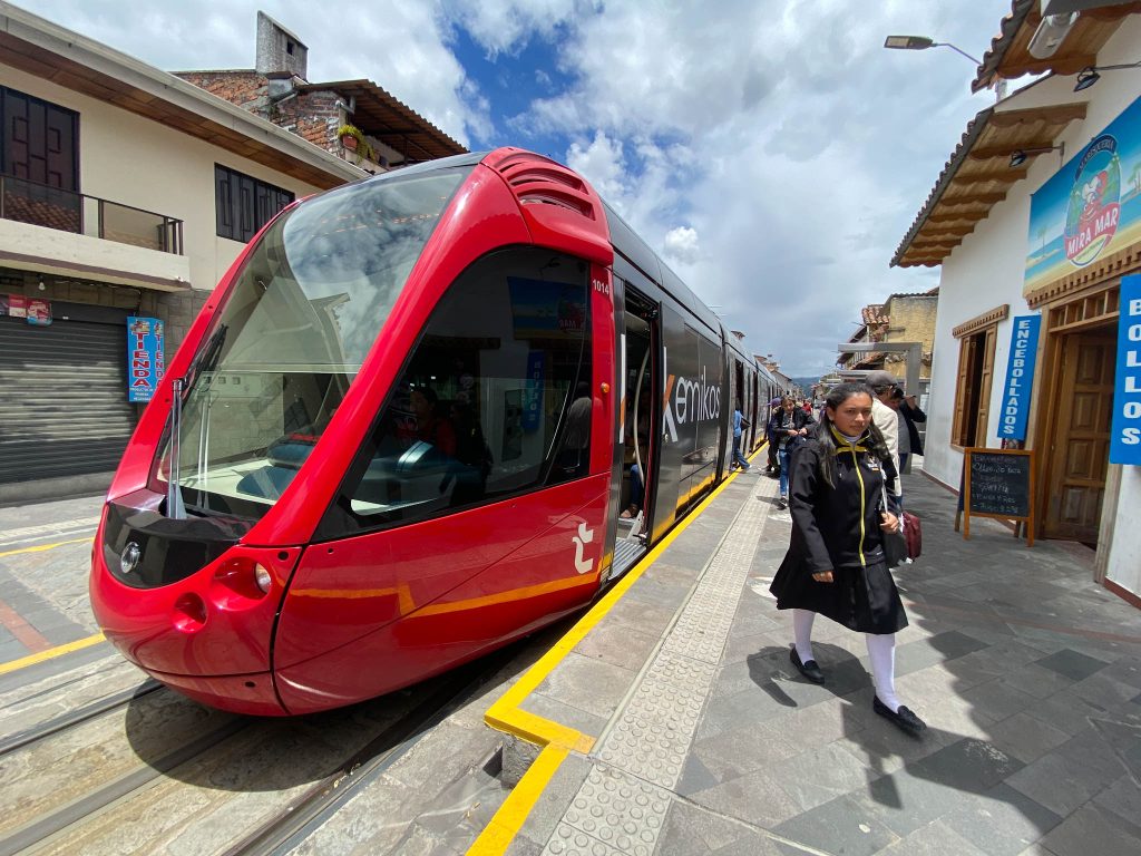 El servicio comercial del tranvía no se detendrá durante el feriado de carnaval en Cuenca. /XCA