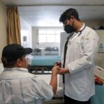 Jackson Yanzahuano recibe acompañamiento en la Fundación al Servicio del Enfermos del Cáncer (FASEC-HSI).