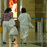 Un grupo de ecuatorianos deportados de Estados Unidos arribó a Guayaquil, el pasado martes.