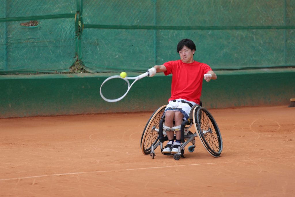 tenis thumbnail