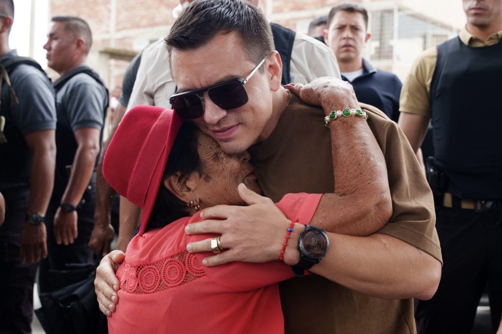 Daniel Noboa y Luisa González en la primera semana campaña electoral