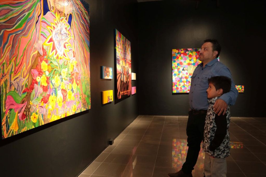 Diego Muñoz, artista cuencano, presenta "Carajo", una muestra que se inaugura hoy en el Museo Pumapungo.