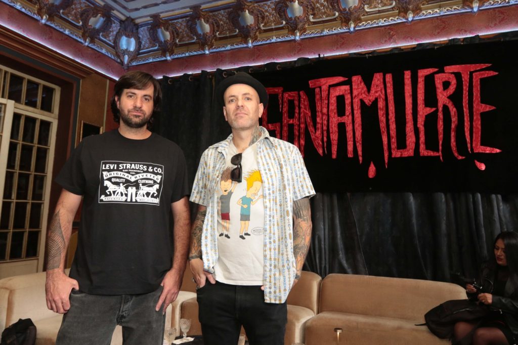 Sebastián Tamariz y Juan Rojas integran la banda de rock Santamuerte. Este jueves 20 de marzo se presentan en la ciudad. XCA