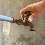 ETAPA informó la suspensión del servicio de agua potable en el centro de Cuenca el 30 de agosto, afectando a Huayna Cápac, Simón Bolívar, Luis Cordero y Rafael María Arízaga.