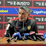 Entrenador Norberto Araujo.