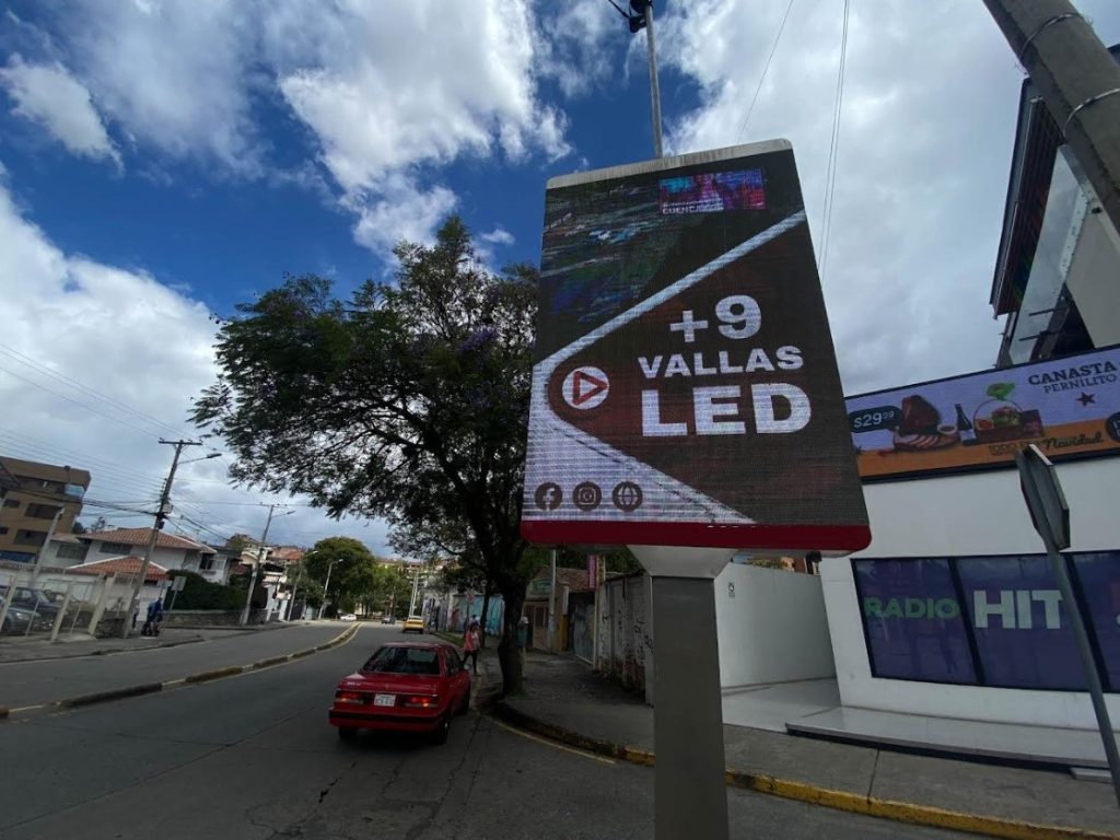La nueva ordenanza sobre la publicidad exterior regula la instalación de las pantallas LED