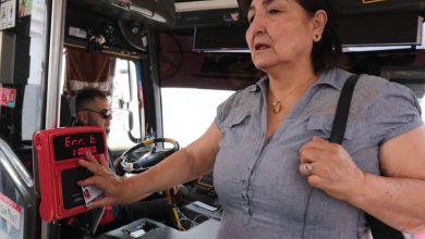 El costo del transporte público urbano es de 30 centavos de dólar en tarifa completa y de 15 centavos la media tarifa.