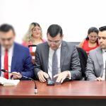 El hijo de la vicepresidenta Verónica Abad, es investigado por presunto tráfico de influencias.