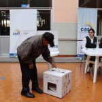 Voto de adultos mayores fue clave en Elecciones 2025, cumplidas el último 13 de abril.