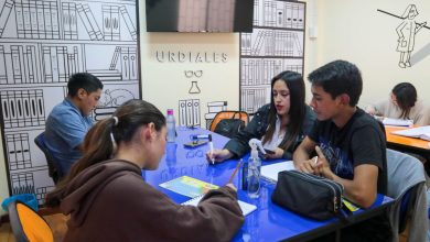 Clases de nivelación de estudiantes en la Academia Urdiales.