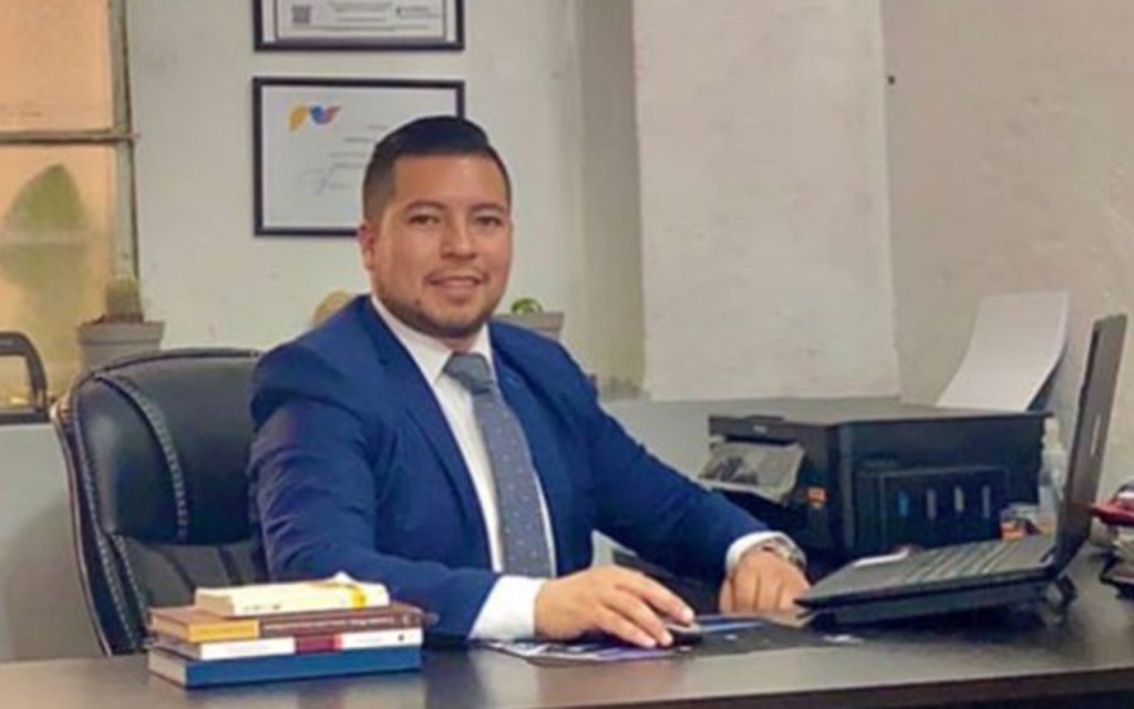 Carlos Flores deja la Intendencia de Policía de Azuay y en su lugar asume la actual Comisaria.