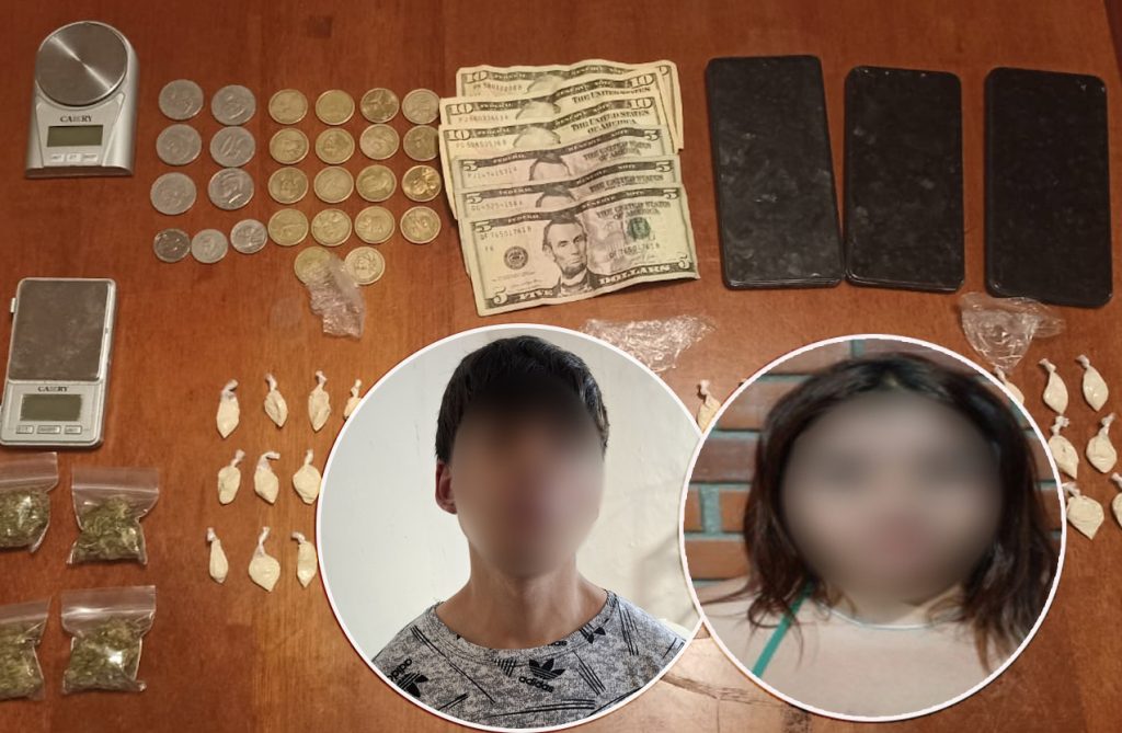 Los dos ciudadanos detenidos cerca a altura del Mercado Tres de Noviembre, en Cuenca, tenían en su poder droga y otros indicios.