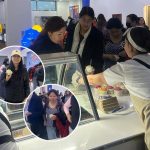 En el aeropuerto de Cuenca se regalan helados a quienes visitan la ciudad por Semana Santa.