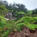 Uno de los más graves deslizamientos afectó un sector de la parroquia Santa Ana.