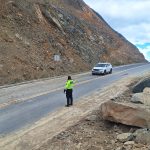 Según el MTOP, se habilitaron ambos carriles en el kilómetro 49 de la vía Cuenca – Molleturo – El Empalme. /Foto del MTOP