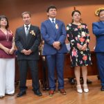 Fanny Varea Trujillo, rectora; junto a los homenajeados Agustín Arévalo, Eugenio Castro, Martha Fajardo y José Modesto Carrión.