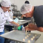 Los talleres de panadería y pastelería están entre los más demandados del SECAP.