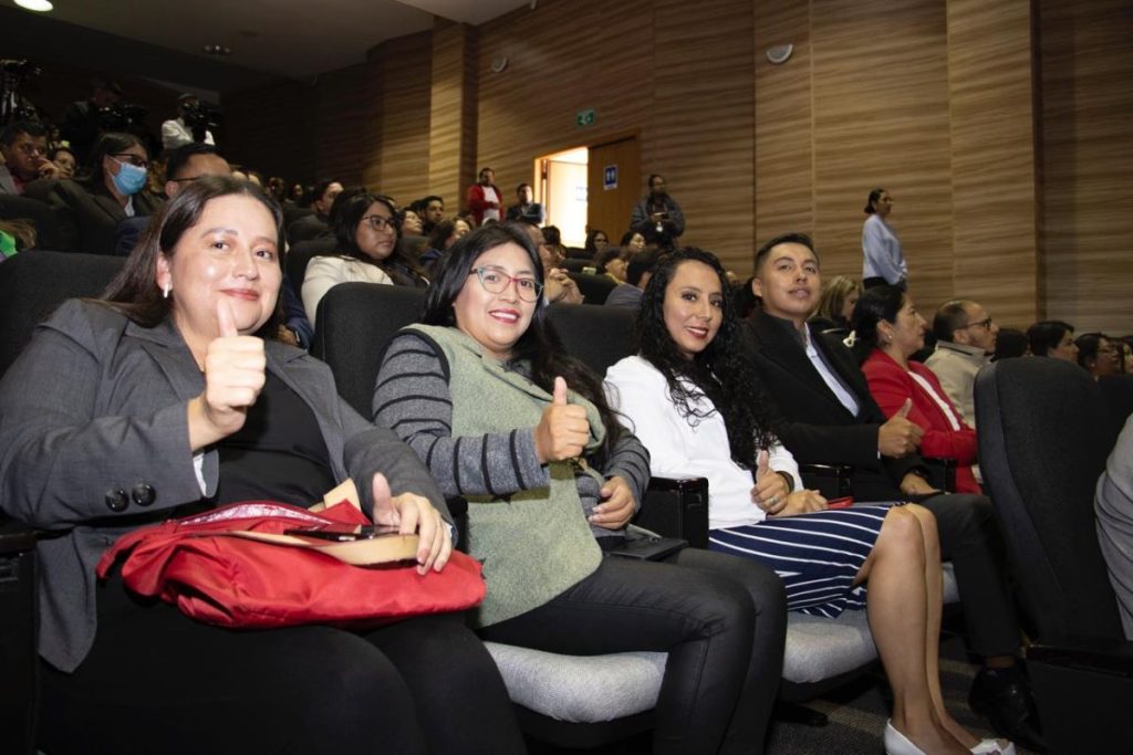 Docentes que forman parte del Plan de Profesionalización del Ministerio de Educación, durante el lanzamiento de la iniciativa ‘Validatec’.