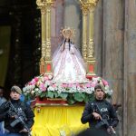 La imagen de la Virgen de El Cisne se despidió de Cuenca con una eucaristía y emprendió el regreso a su santuario en Loja.