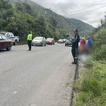 El cuerpo de la niña de 9 años quedó a un costado de la vía tras el aparente impacto de una neumático.