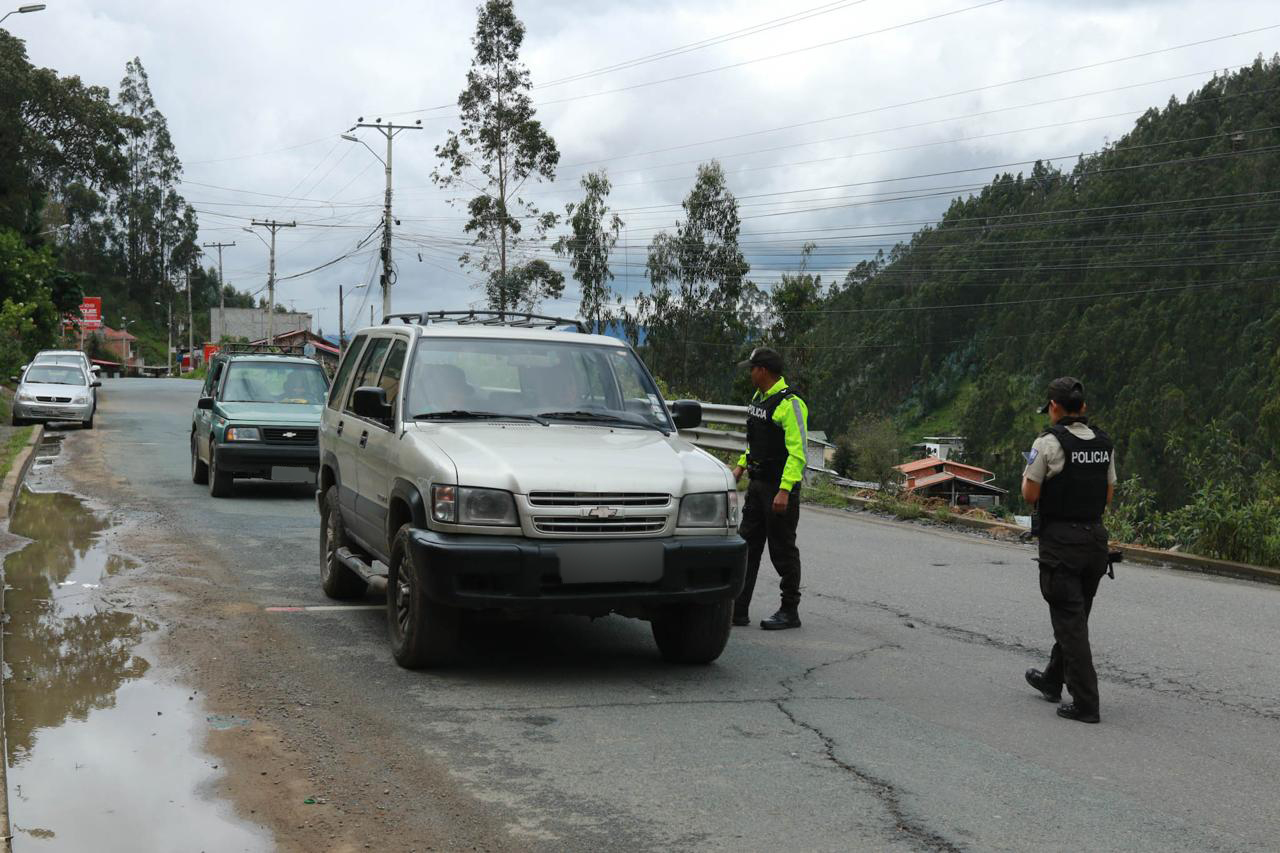 policía vías