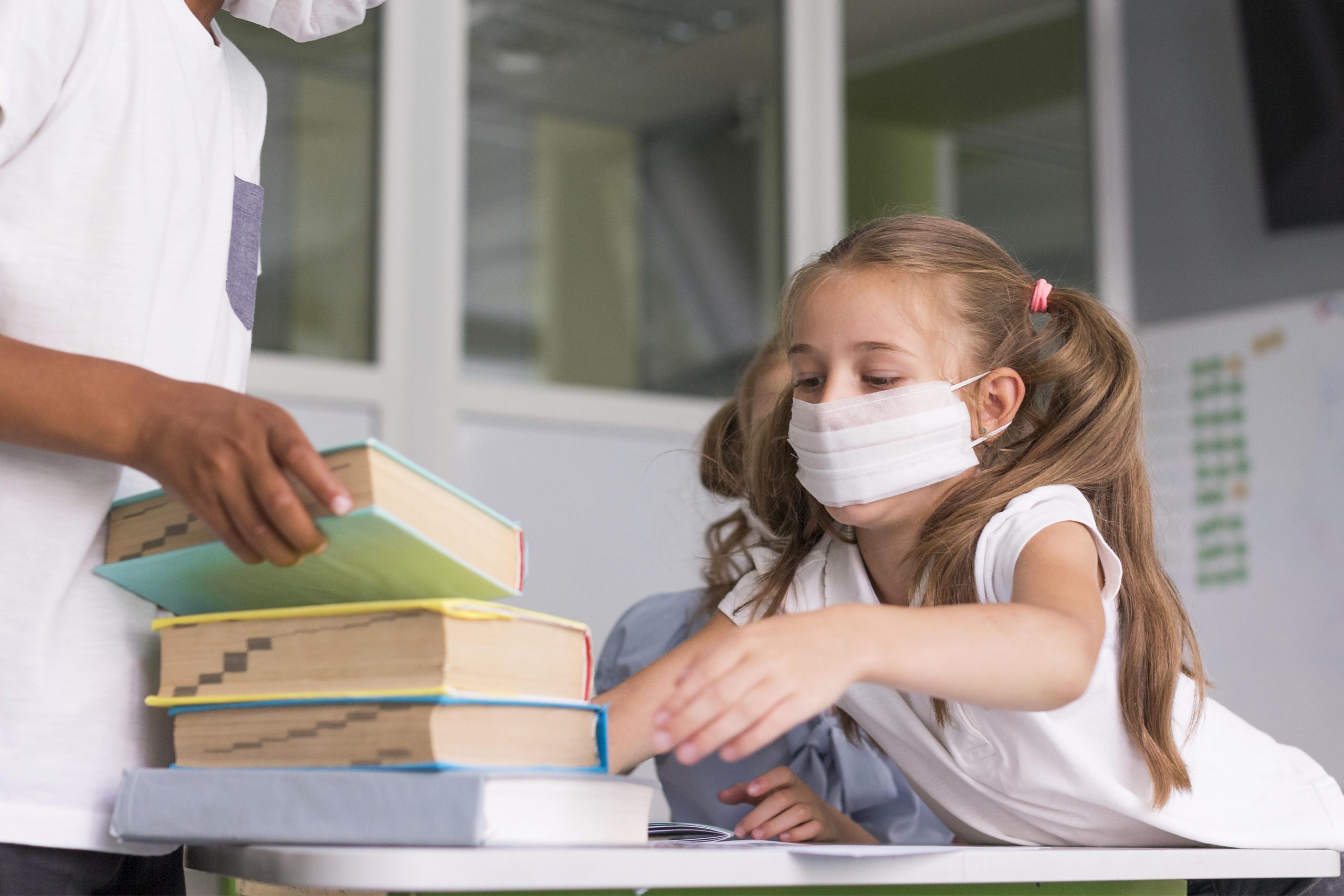 El uso de mascarilla es obligatorio para estudiantes de cuatro provincias. En otras localidades, como Cuenca, es opcional. /Cortesía