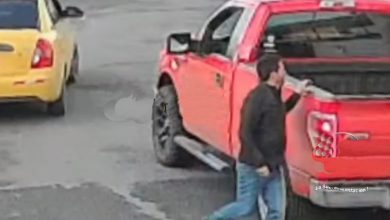 La nueva tarifa del parqueo de vehículos en el aeropuerto de Guayaquil, José Joaquín de Olmedo, aumentó. /Captura de video.