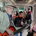 El artista Michael Wanner será el encargado de brindar la serenata a bordo de las unidades del tranvía por el Día de la Madre.